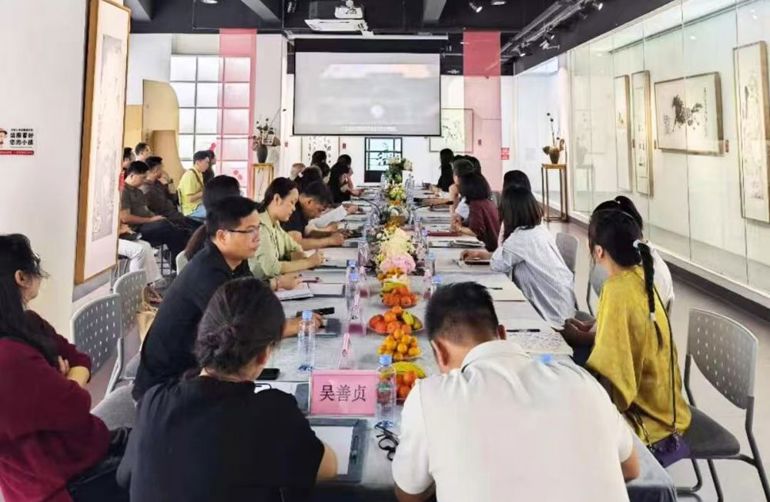 以美为媒 协同育人|广西美术出版社与广西艺术学院联合开展校企合作交流座谈